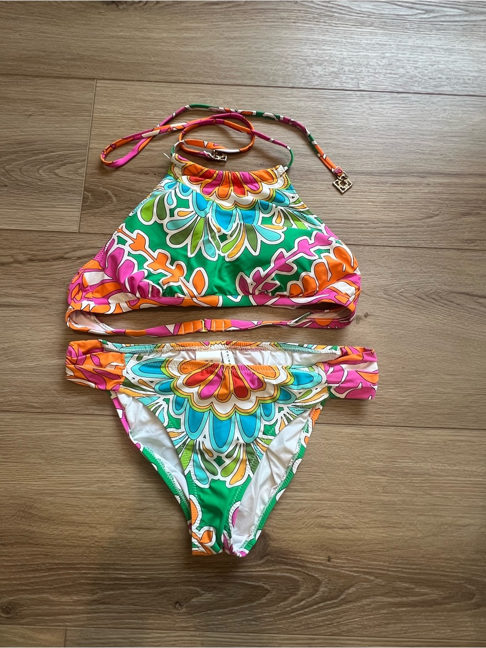 Trina Turk Tamarindo Green Multicolor Halter Bikini Swimsuit Size 10